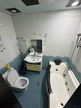 Kirayə verilir 3 otaqlı mənzil 101 m²