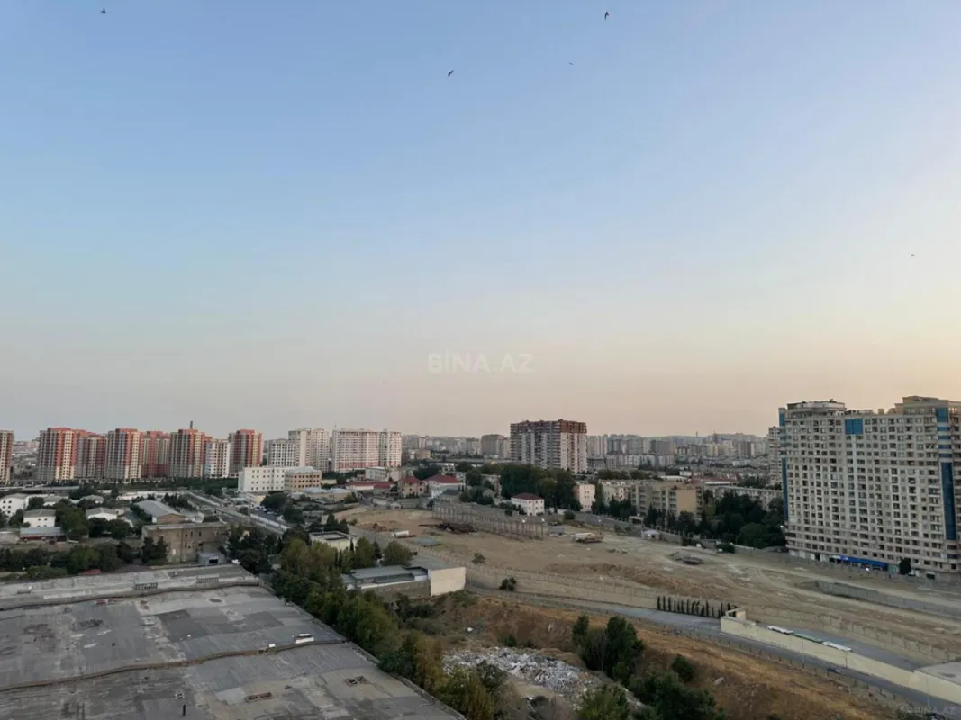 Satılır 4 otaqlı mənzil 110 m²