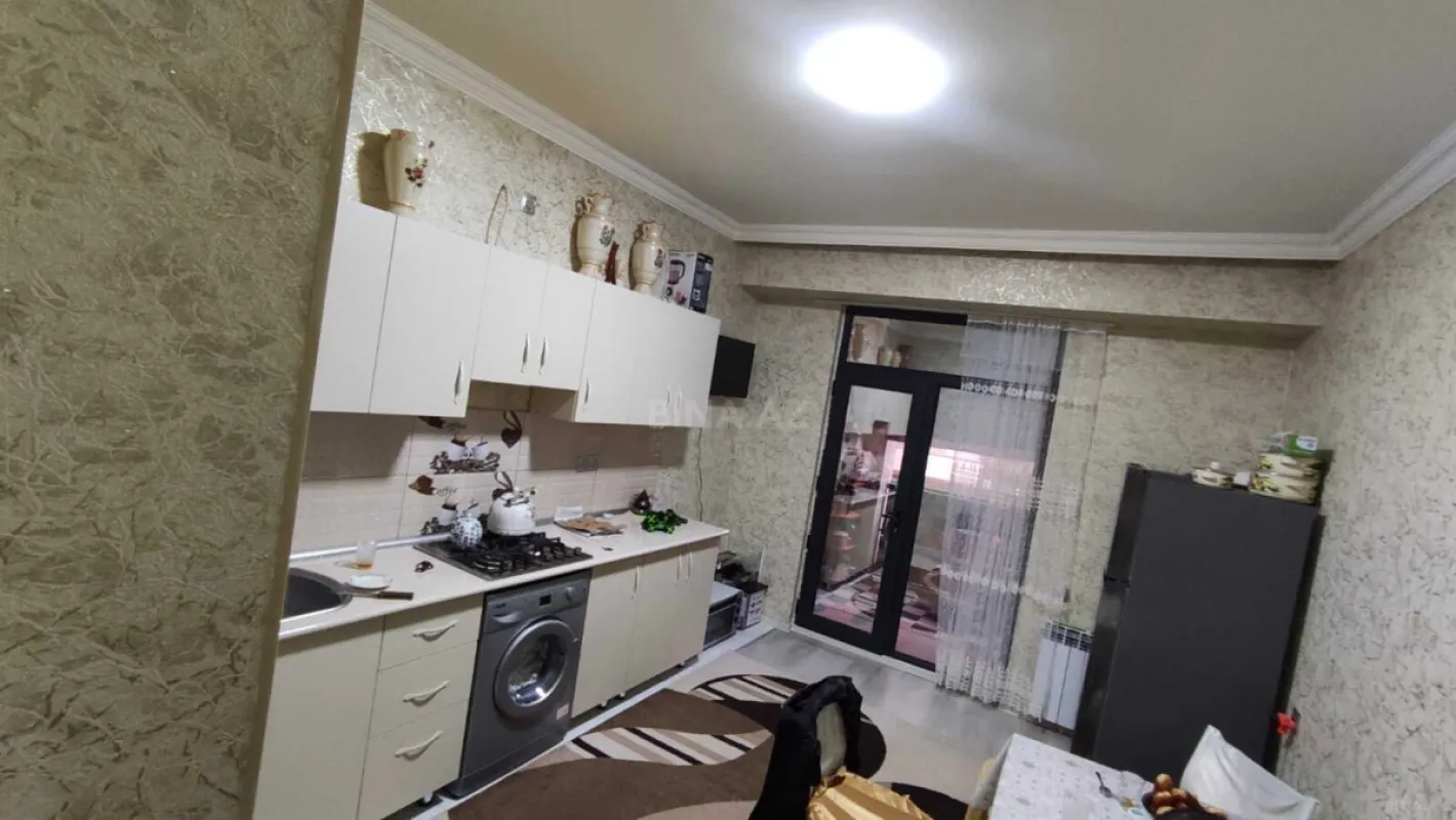 Satılır 2 otaqlı mənzil 90 m²