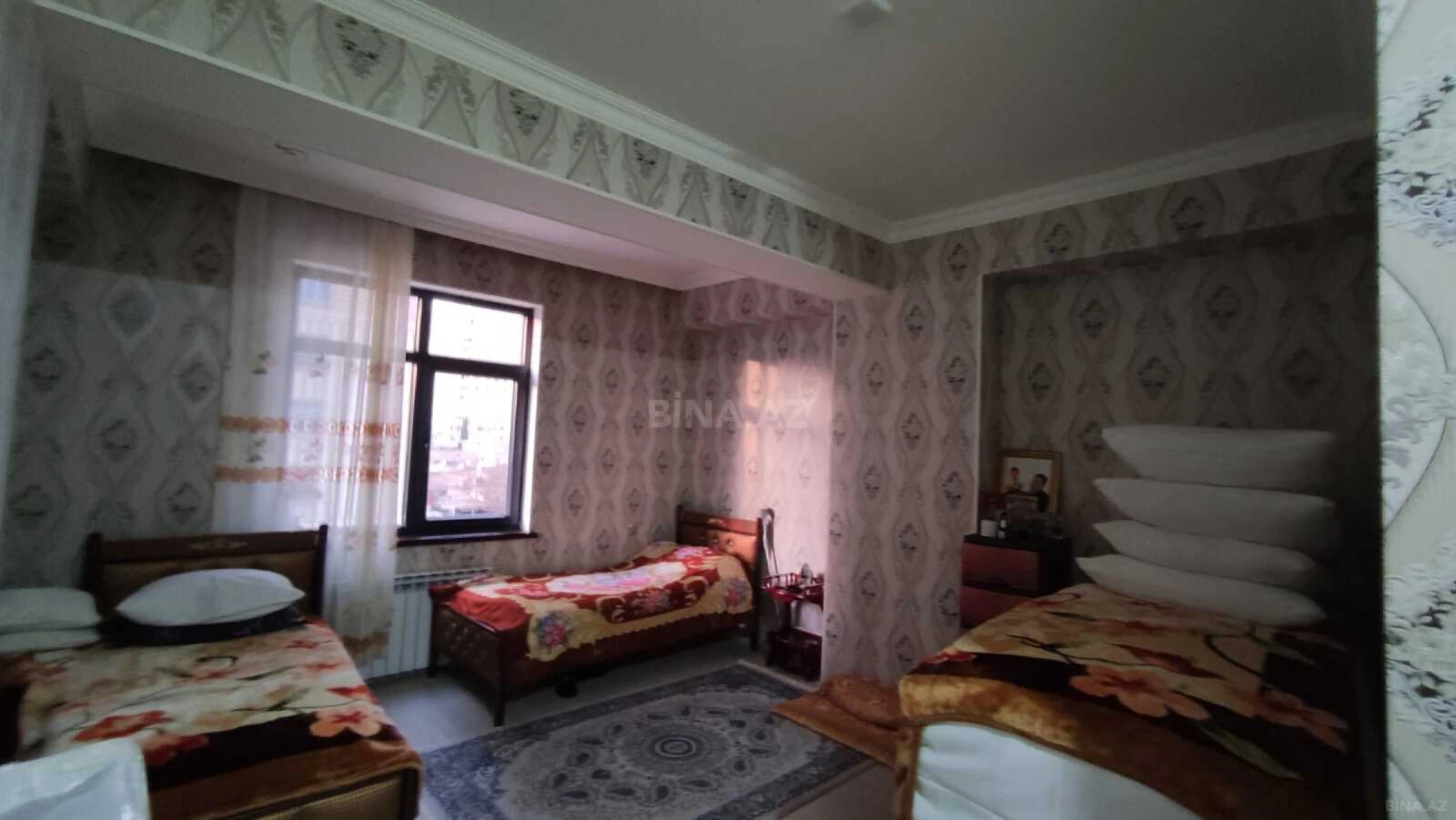 Satılır 2 otaqlı mənzil 90 m²