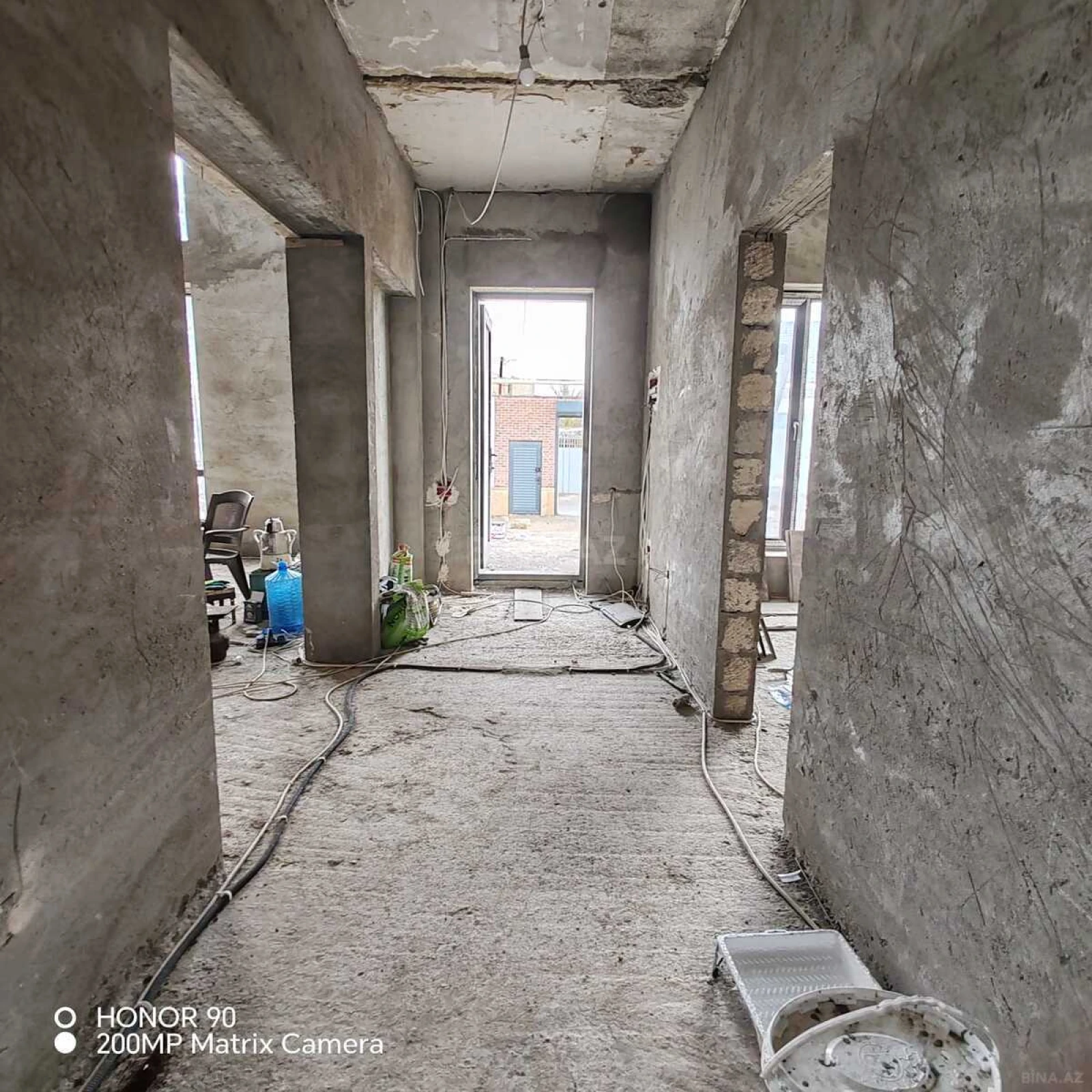 Satılır 4 otaqlı həyət evi 184 m²