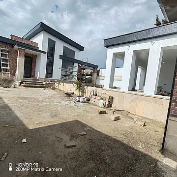 Satılır 4 otaqlı həyət evi 184 m²