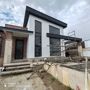 Satılır 4 otaqlı həyət evi 184 m²