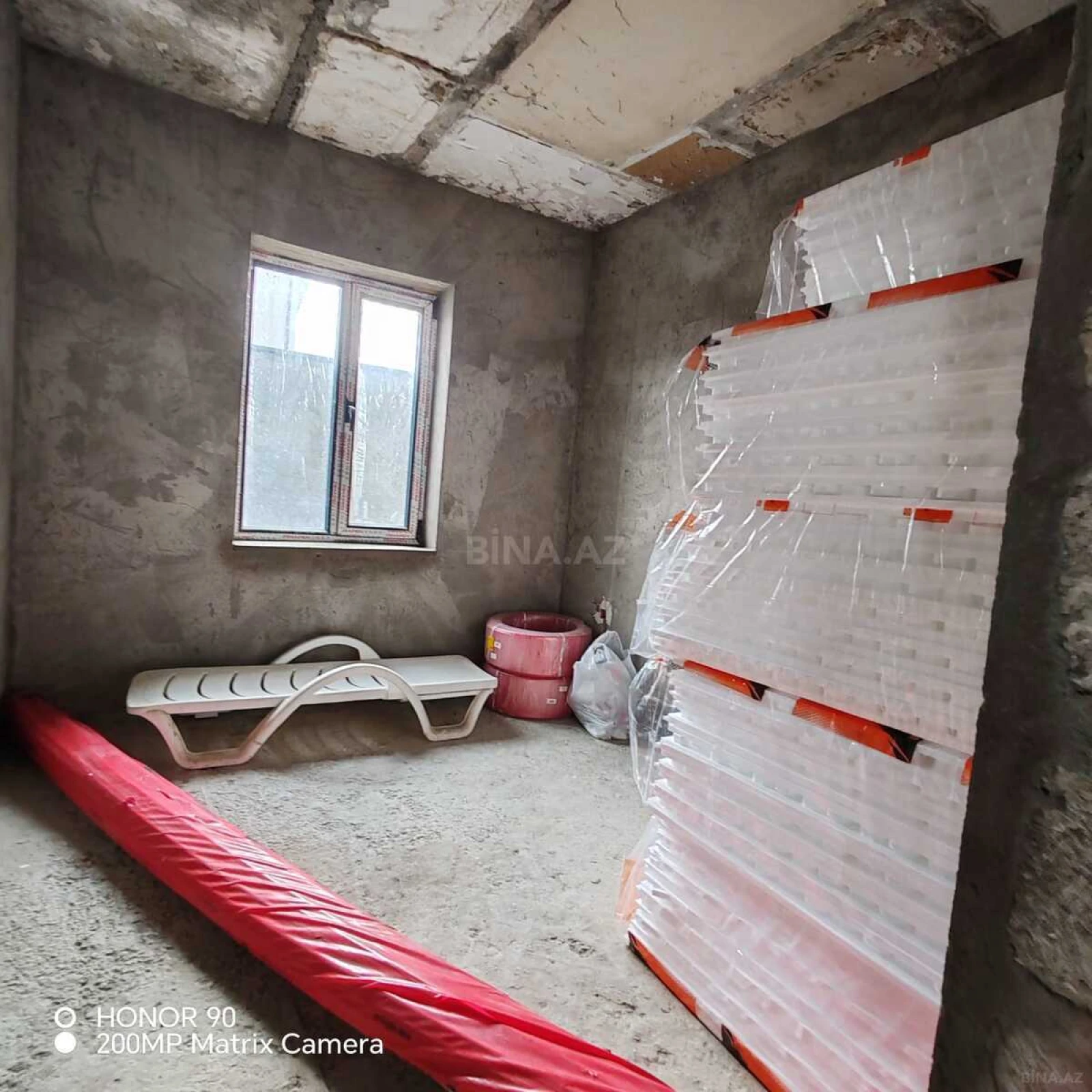 Satılır 4 otaqlı həyət evi 184 m²