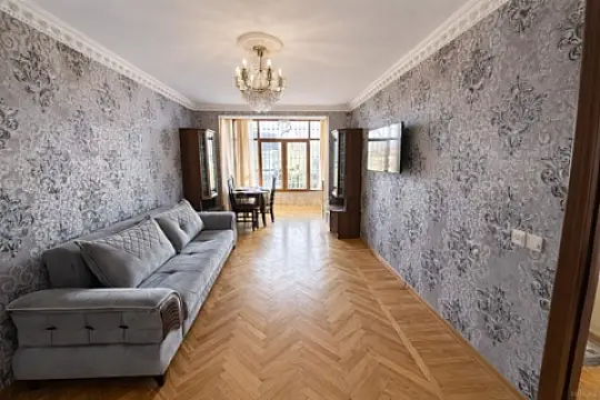Satılır 3 otaqlı mənzil 75 m²