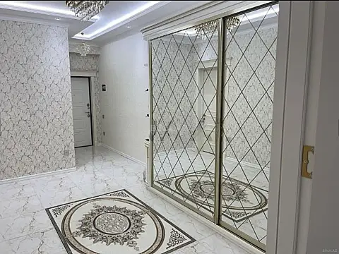 Kirayə verilir 2 otaqlı mənzil 120 m²