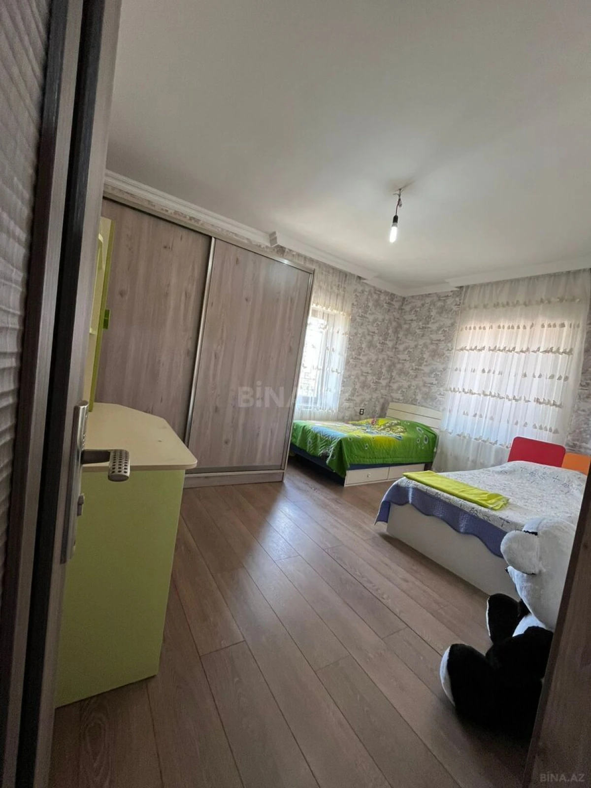 Satılır 6 otaqlı həyət evi 250 m²