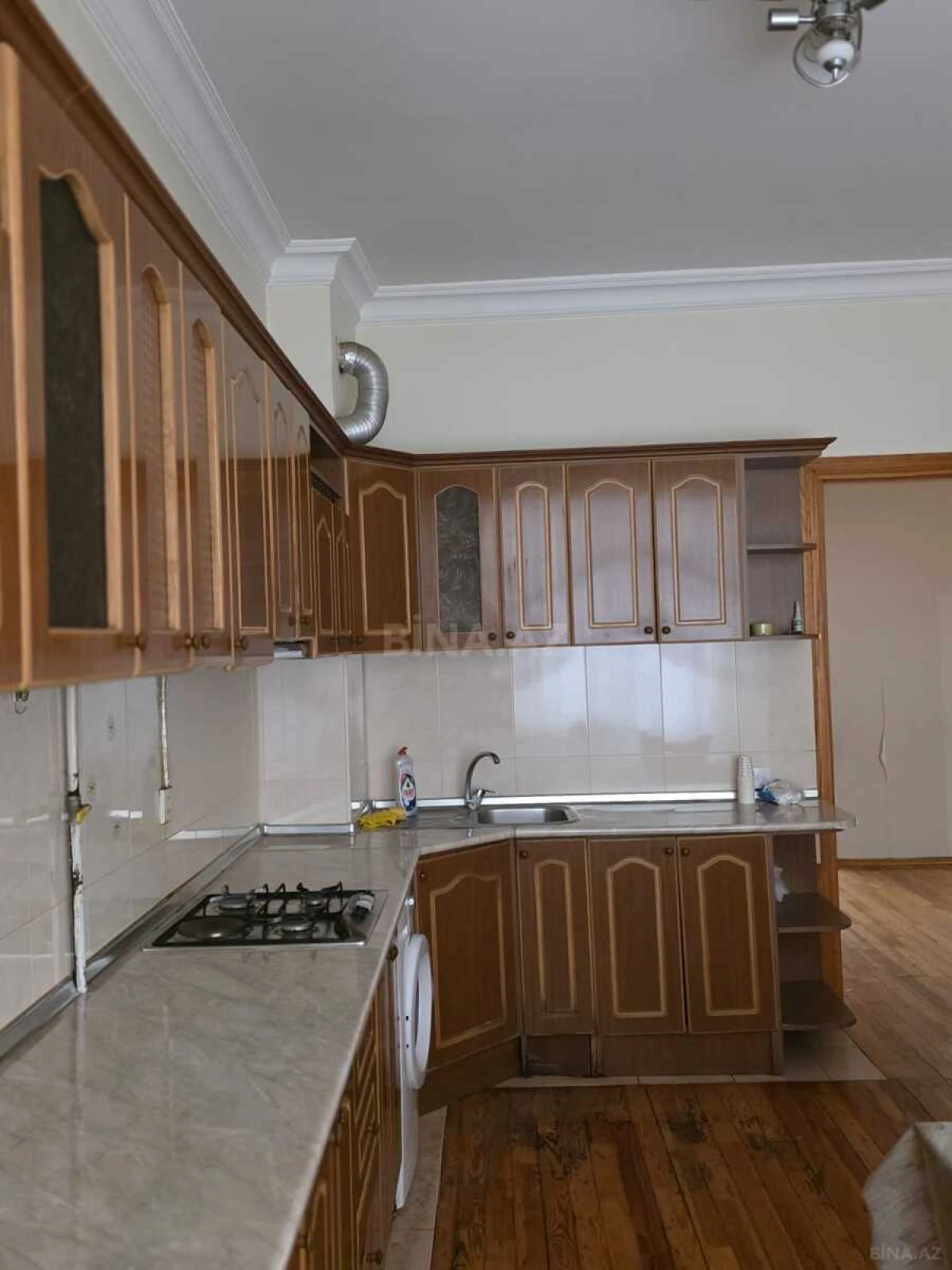 Kirayə verilir 3 otaqlı mənzil 102 m²