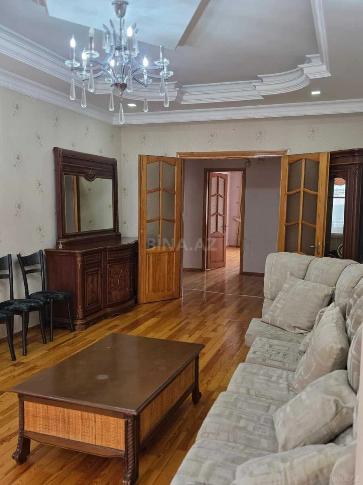 Kirayə verilir 3 otaqlı mənzil 102 m²