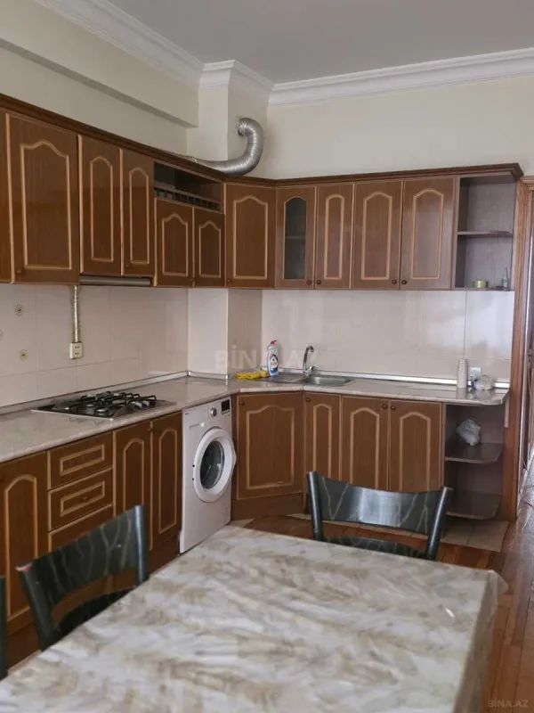 Kirayə verilir 3 otaqlı mənzil 102 m²