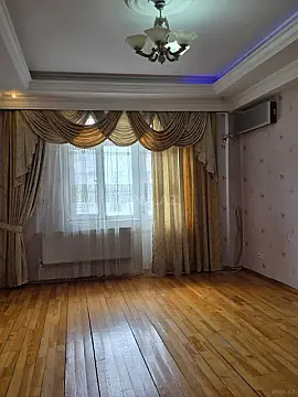 Kirayə verilir 3 otaqlı mənzil 102 m²