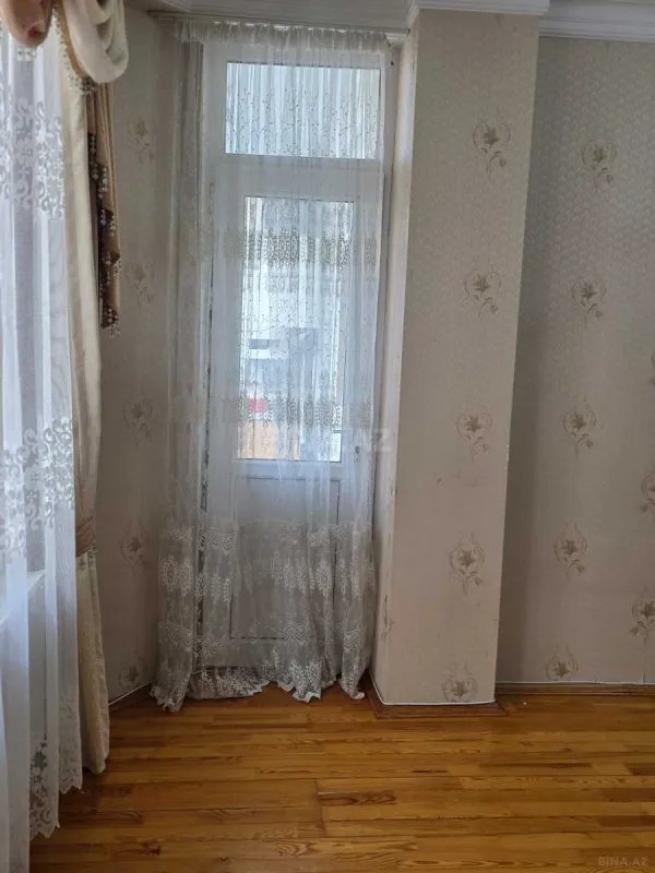 Kirayə verilir 3 otaqlı mənzil 102 m²