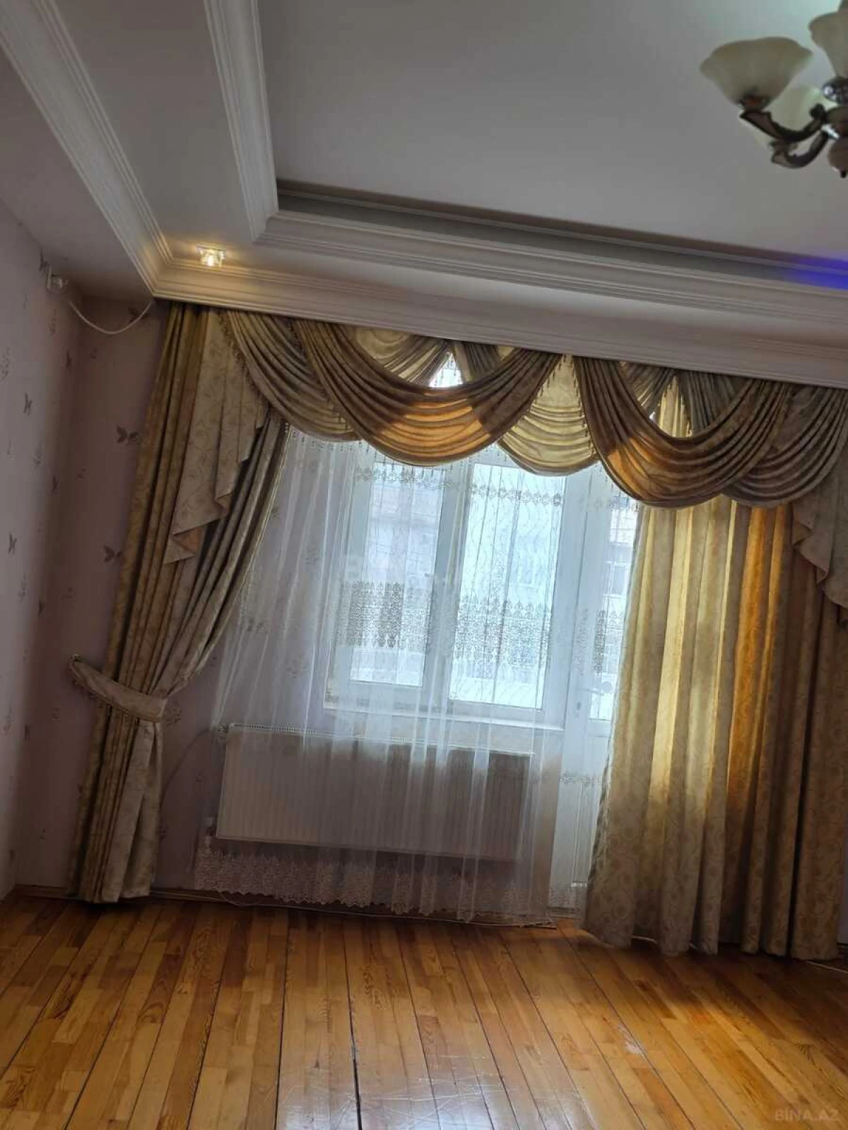 Kirayə verilir 3 otaqlı mənzil 102 m²