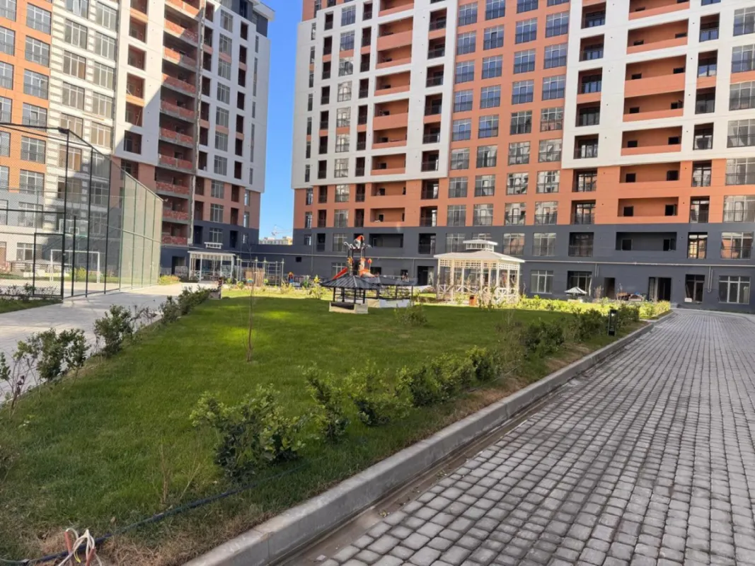 Kirayə verilir 3 otaqlı mənzil 90 m²