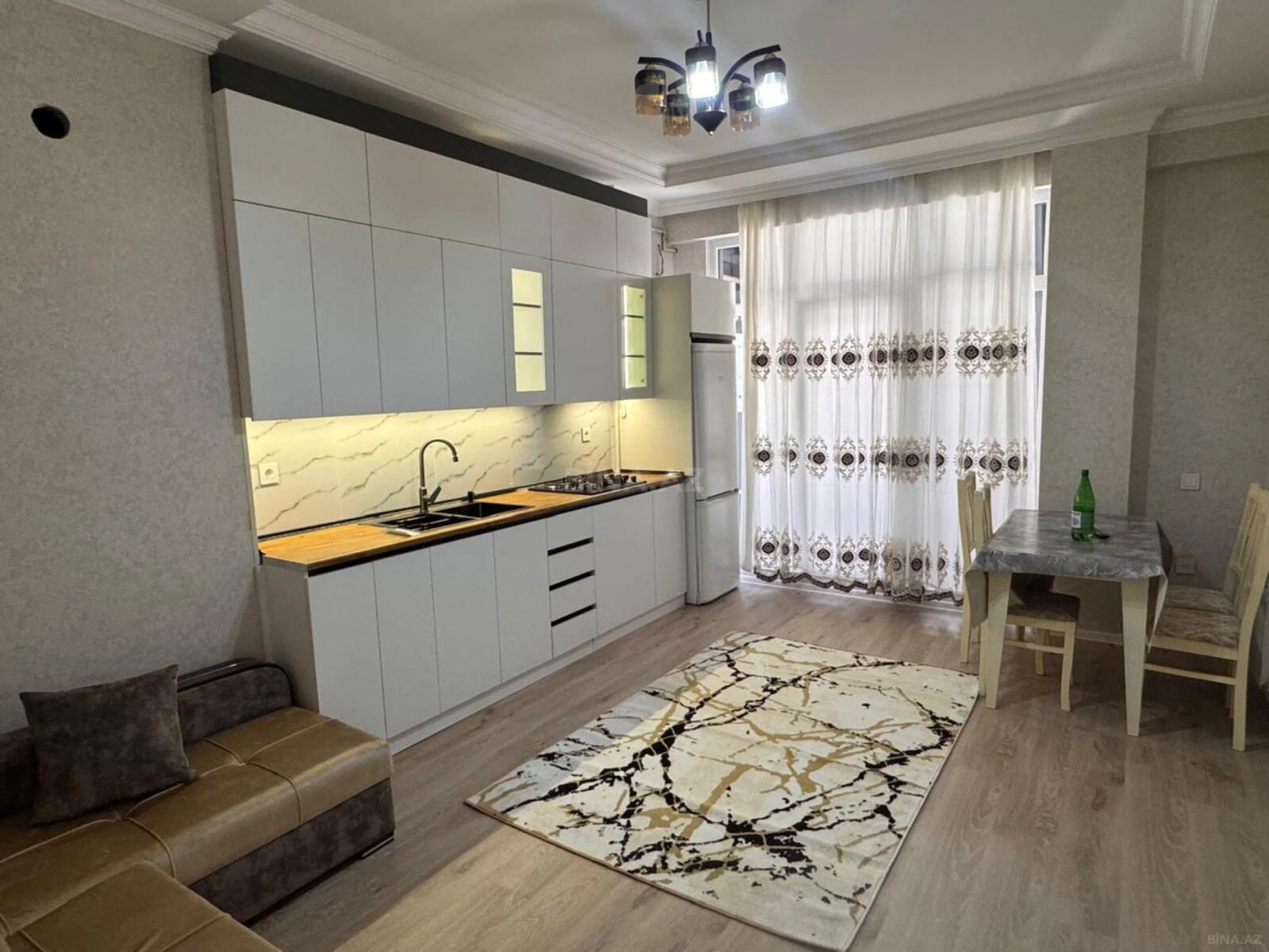 Kirayə verilir 3 otaqlı mənzil 90 m²