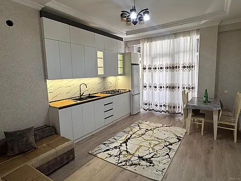 Kirayə verilir 3 otaqlı mənzil 90 m²