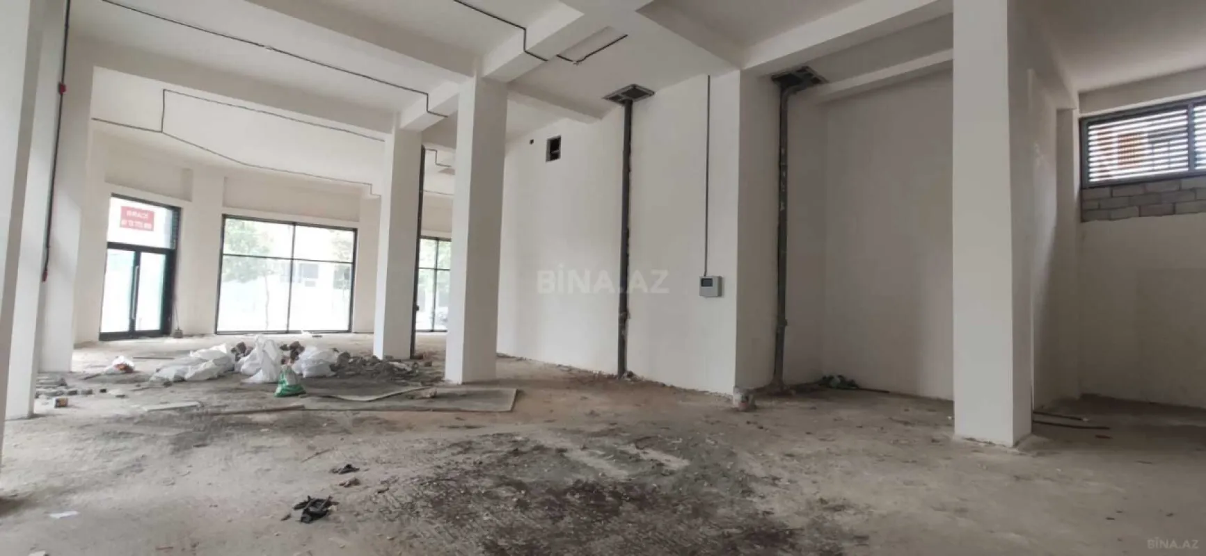 Kirayə verilir obyekt 107 m²