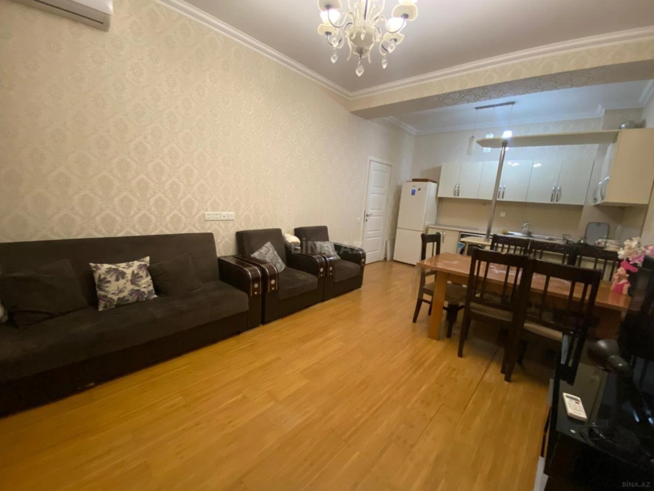 Kirayə verilir 2 otaqlı mənzil 51 m²