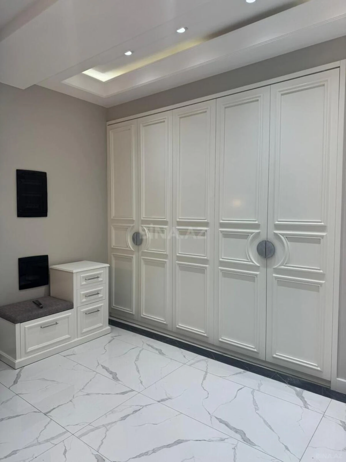 Kirayə verilir 3 otaqlı mənzil 125 m²