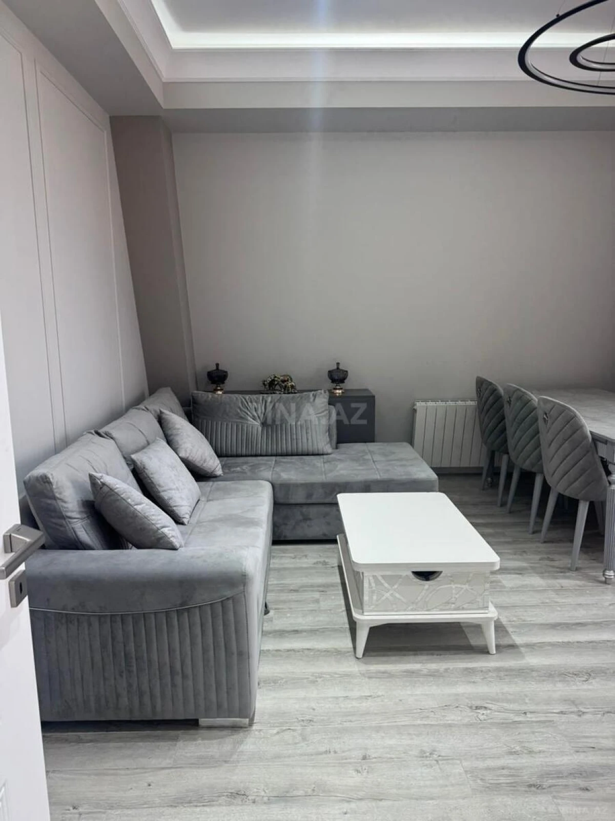 Kirayə verilir 3 otaqlı mənzil 125 m²