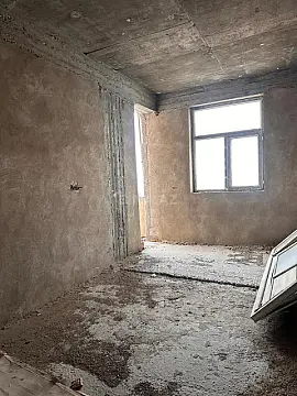 Satılır 3 otaqlı mənzil 140 m²