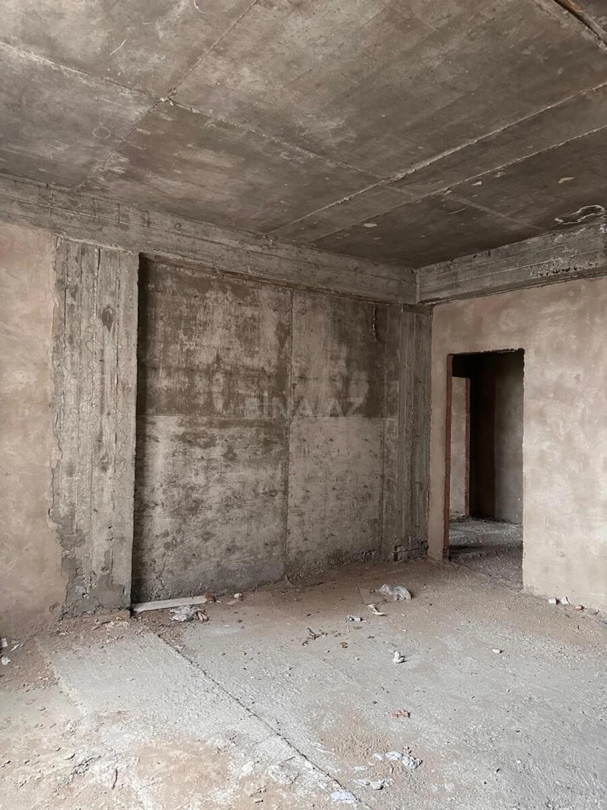 Satılır 3 otaqlı mənzil 140 m²