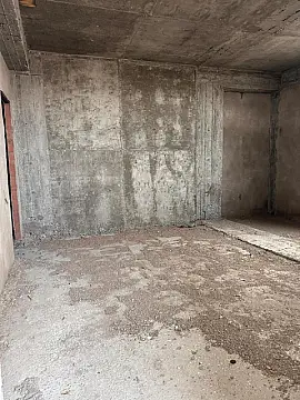 Satılır 3 otaqlı mənzil 140 m²