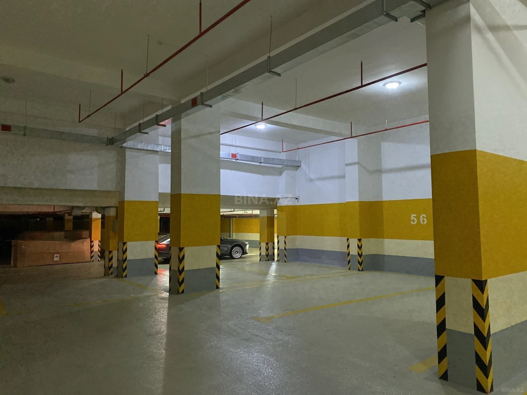 Satılır 4 otaqlı mənzil 212 m²