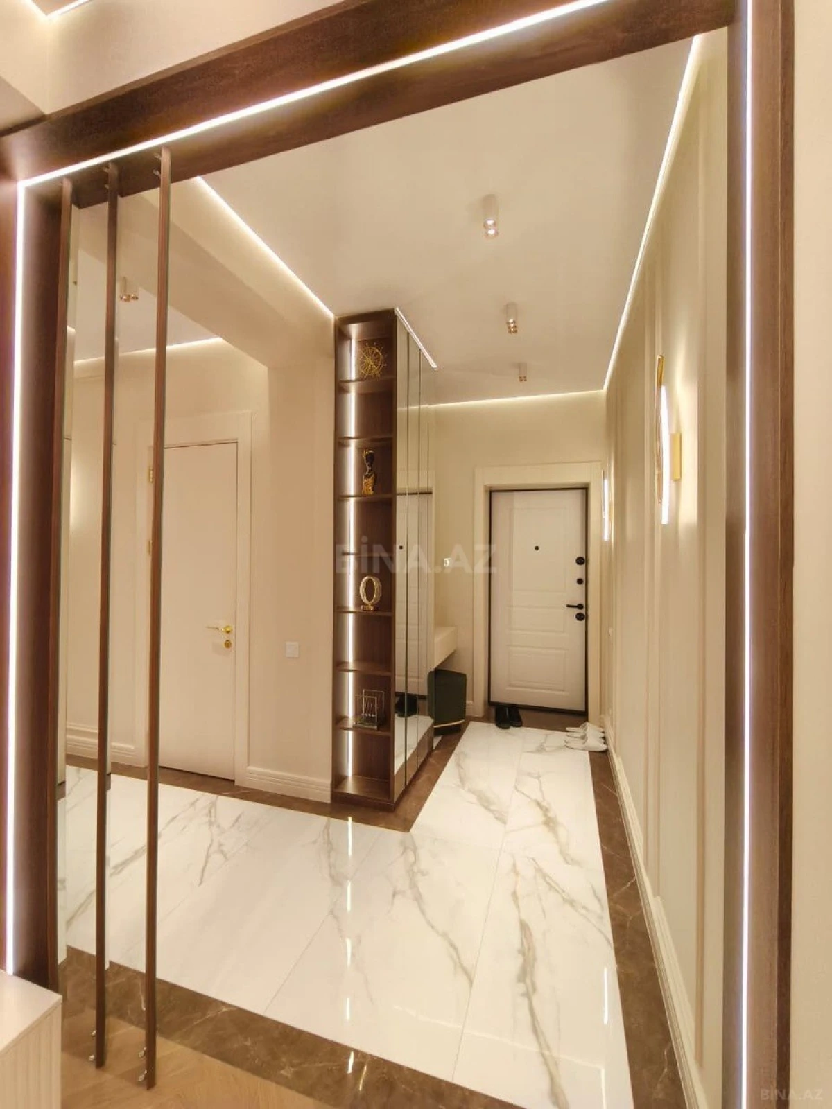 Satılır 3 otaqlı mənzil 87 m²