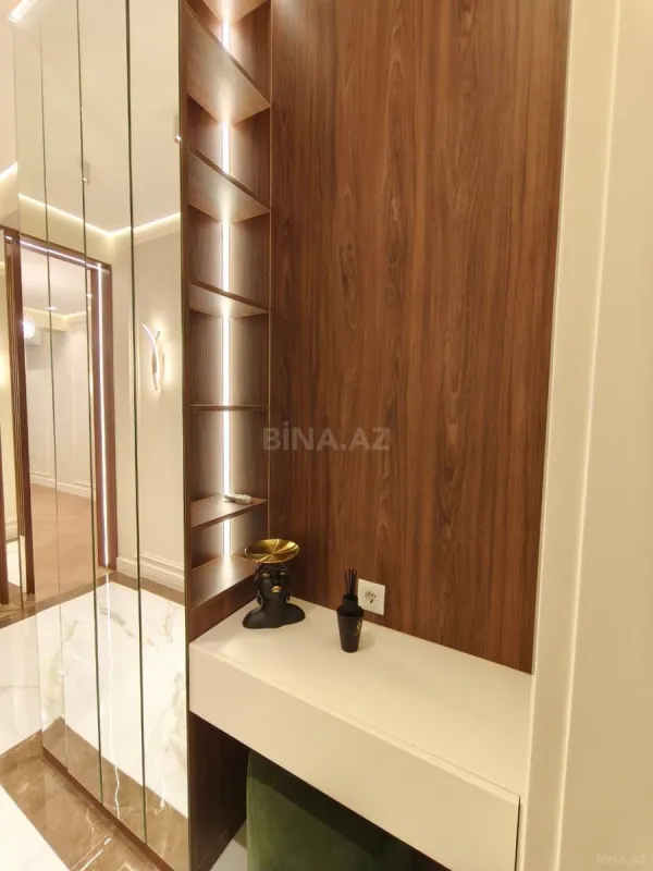 Satılır 3 otaqlı mənzil 87 m²