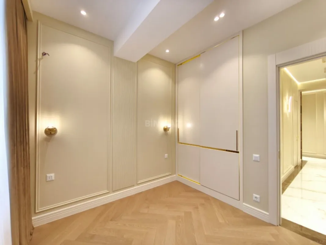 Satılır 3 otaqlı mənzil 87 m²