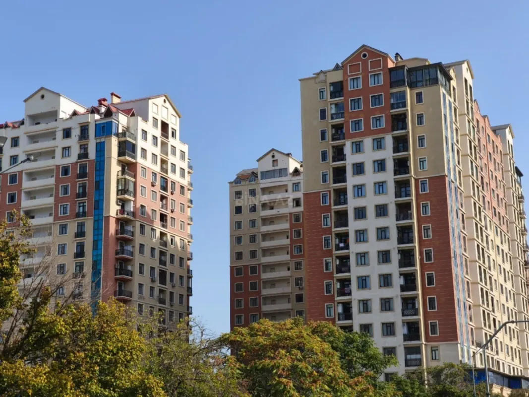Satılır 3 otaqlı mənzil 87 m²