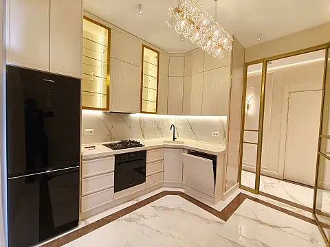 Satılır 3 otaqlı mənzil 87 m²