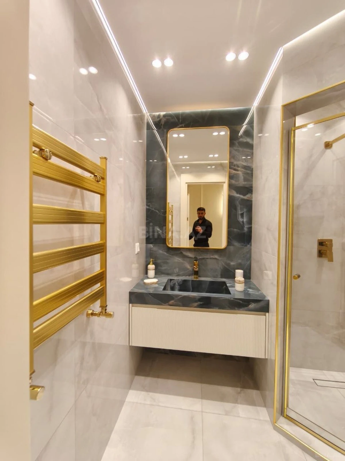 Satılır 3 otaqlı mənzil 87 m²