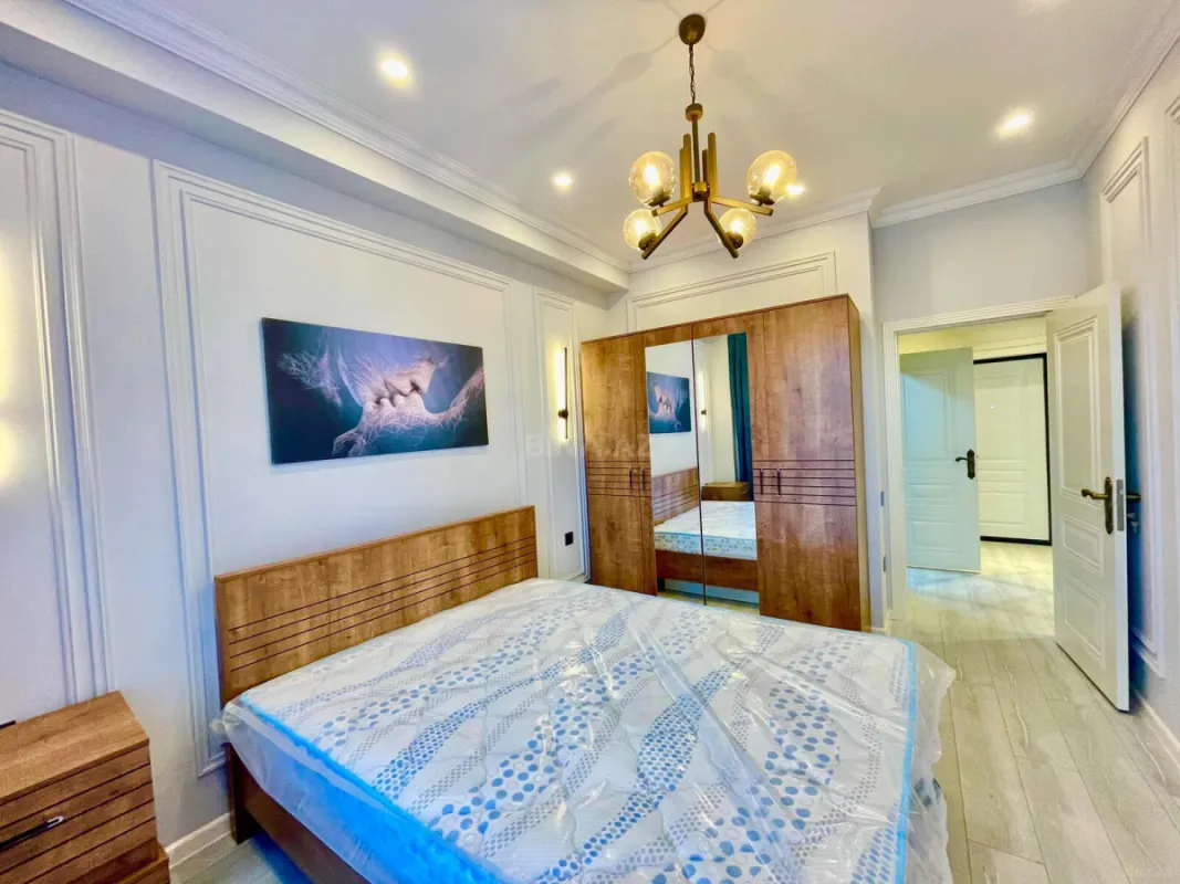 Kirayə verilir 2 otaqlı mənzil 70 m²