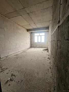 Satılır 2 otaqlı mənzil 67 m²