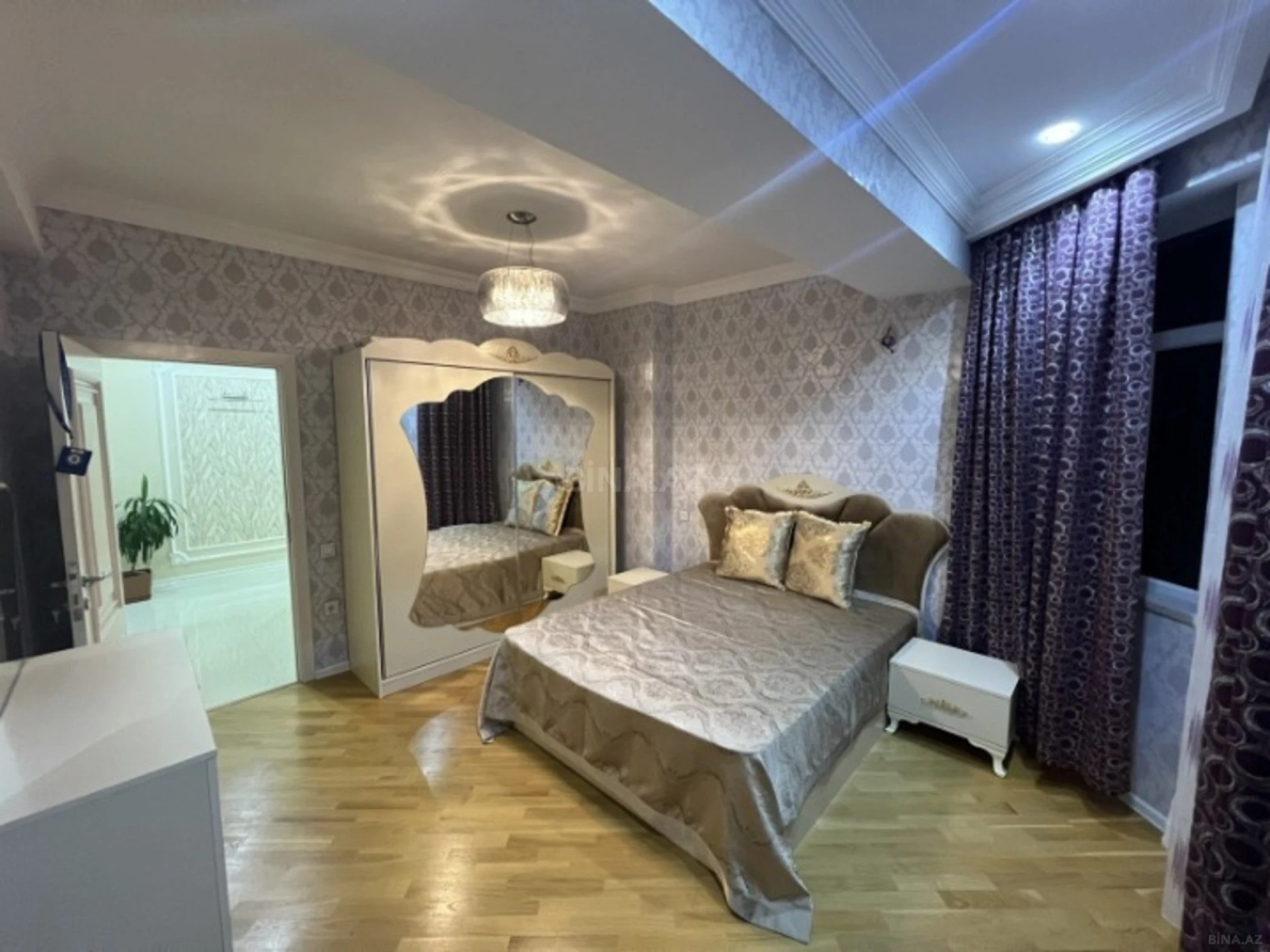 Satılır 2 otaqlı mənzil 60 m²