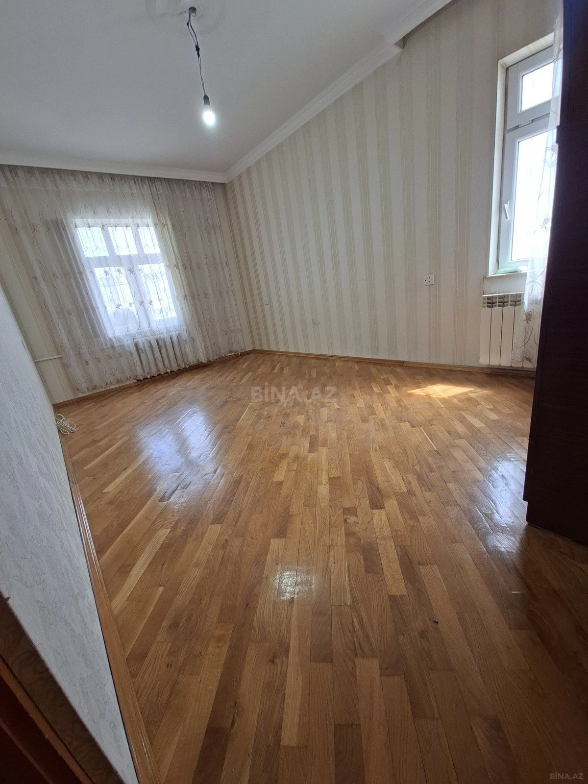 Satılır 1 otaqlı mənzil 35 m²