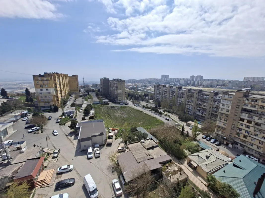 Satılır 1 otaqlı mənzil 35 m²