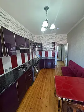 Kirayə verilir 3 otaqlı mənzil 80 m²