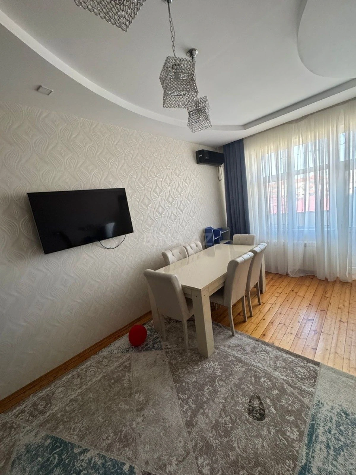 Kirayə verilir 3 otaqlı mənzil 80 m²