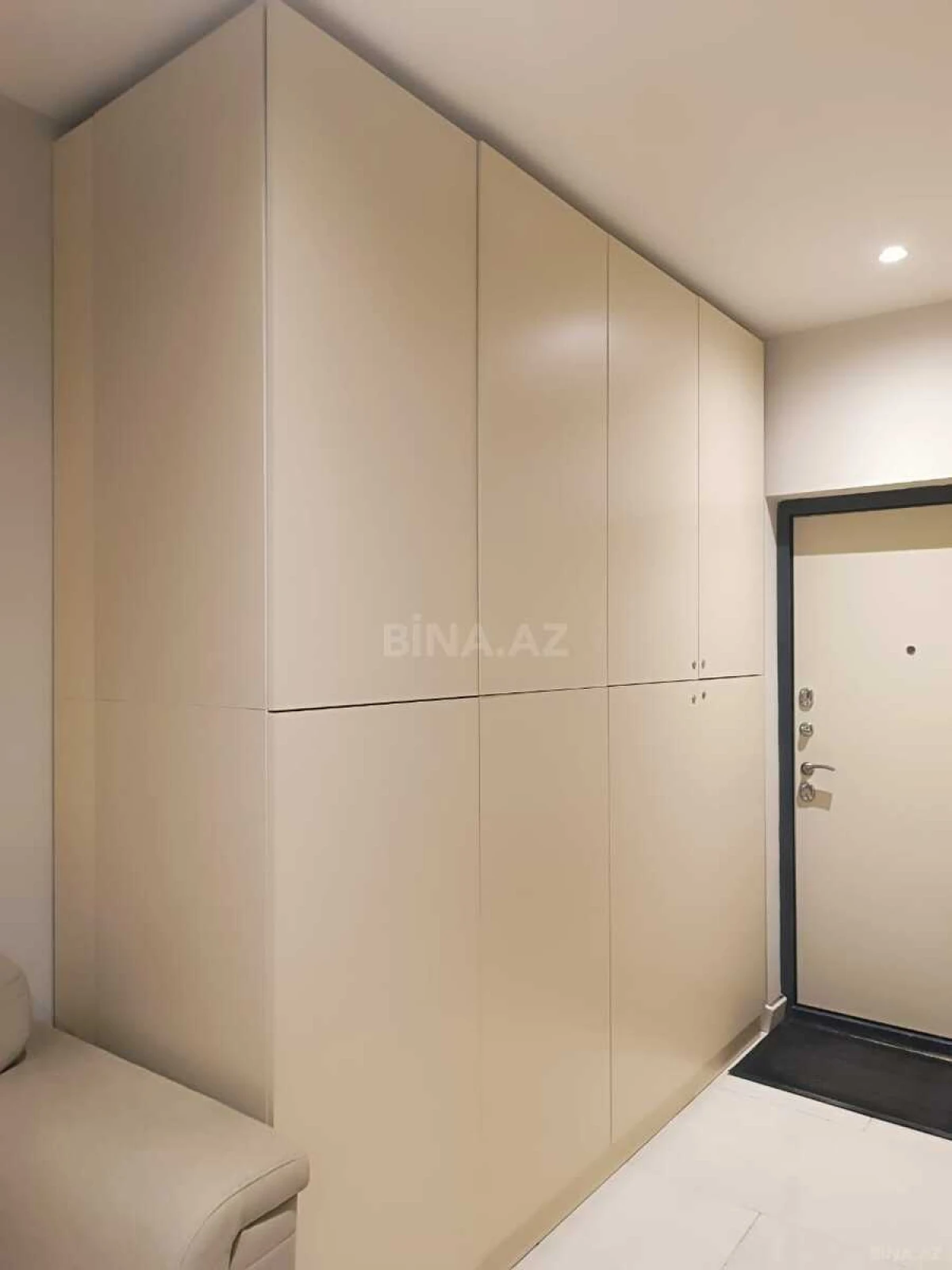 Kirayə verilir 1 otaqlı mənzil 60 m²