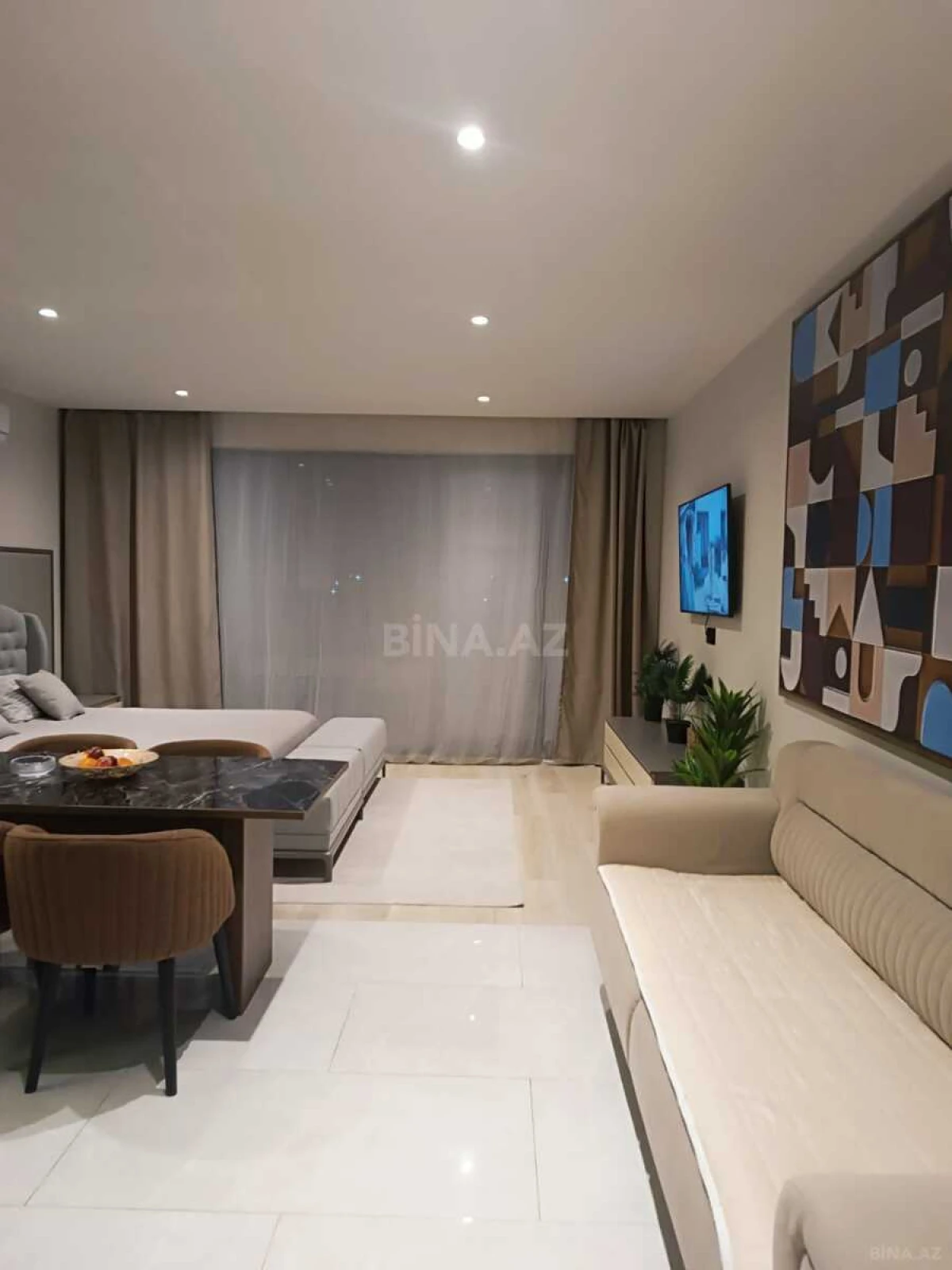 Kirayə verilir 1 otaqlı mənzil 60 m²