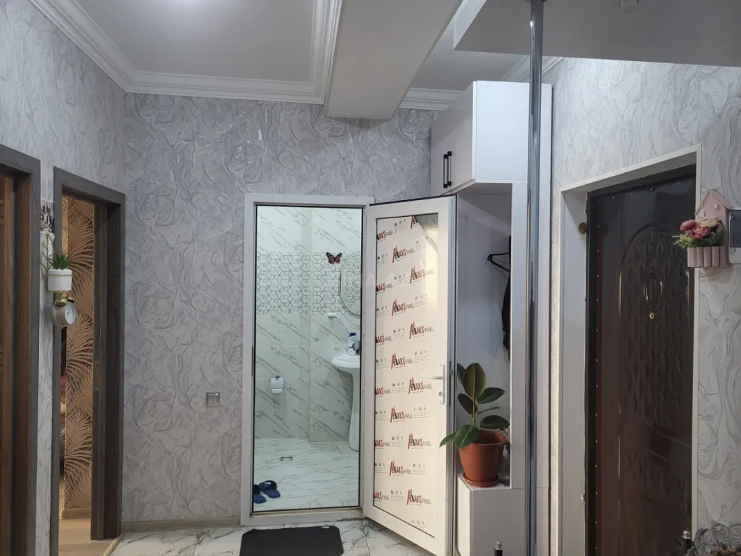Satılır 2 otaqlı mənzil 55 m²