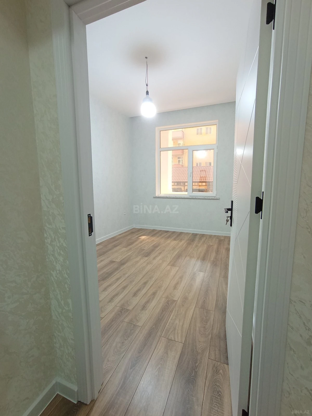 Satılır 2 otaqlı mənzil 56.3 m²