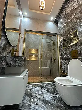 Satılır 4 otaqlı mənzil 174 m²