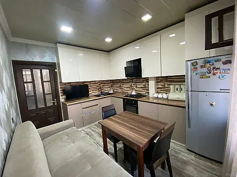 Kirayə verilir 2 otaqlı mənzil 65 m² — Bakı, Memar Əcəmi yanı 2 otaq 65.00 m²