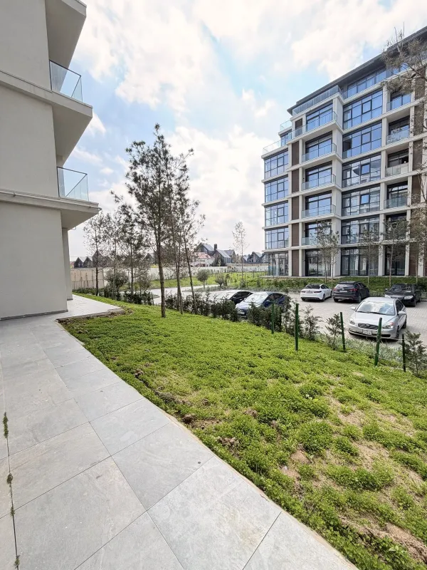 Satılır 2 otaqlı mənzil 70 m²
