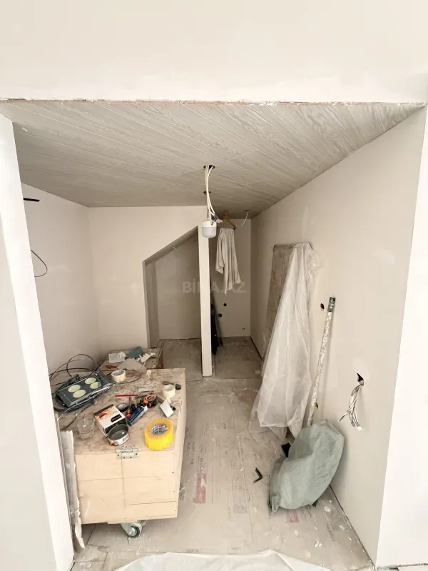 Satılır 2 otaqlı mənzil 70 m²