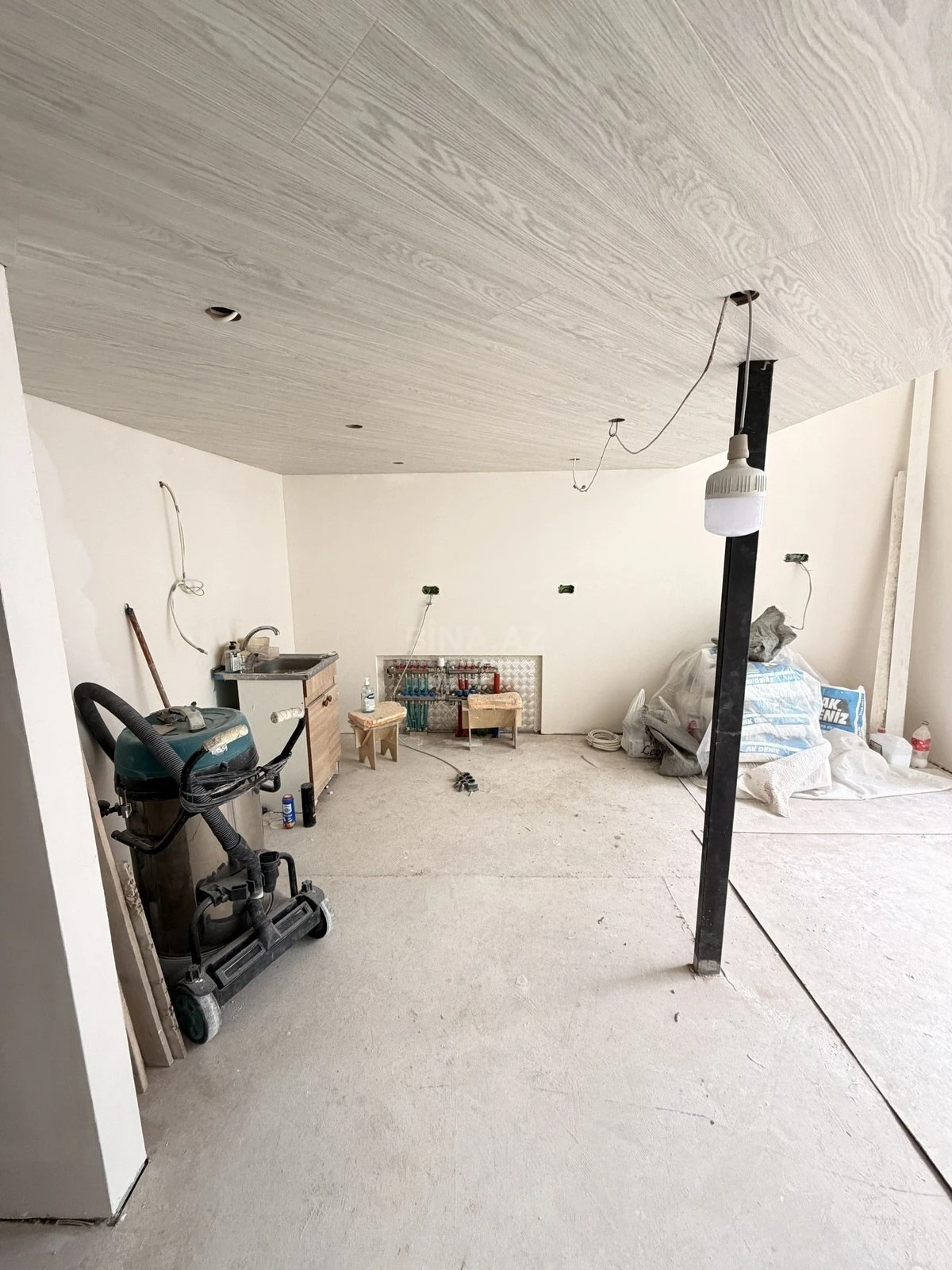 Satılır 2 otaqlı mənzil 70 m²